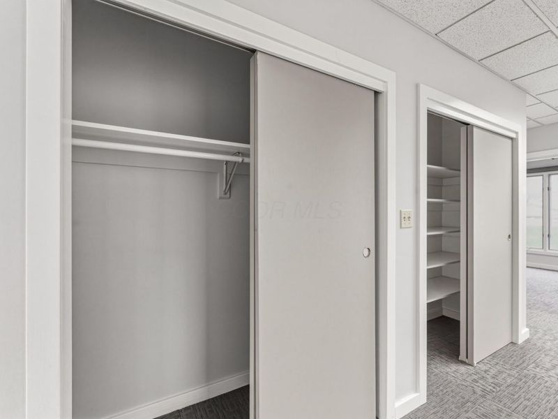 2641 Oakstone Drive, Unit 11, Columbus, OH 43231 Photo 6