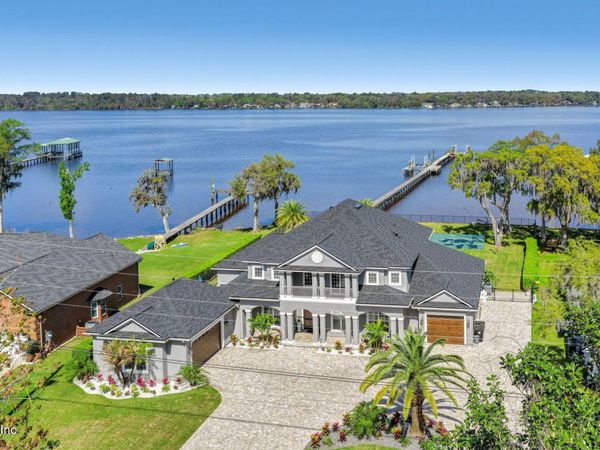 2241 N LAKESHORE Drive, Fleming Island, FL 32003