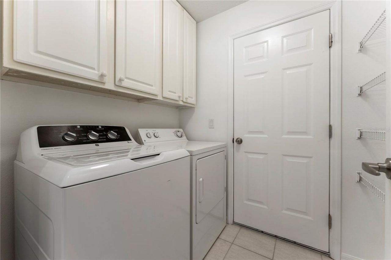 6523 65th Avenue Drive E, Bradenton, FL 34203 Photo