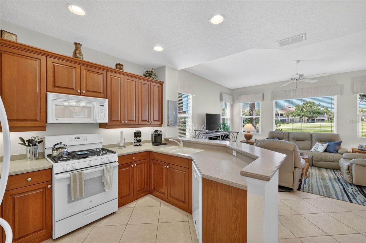 926 River Basin Court, Unit 101, Bradenton, FL 34212 Photo