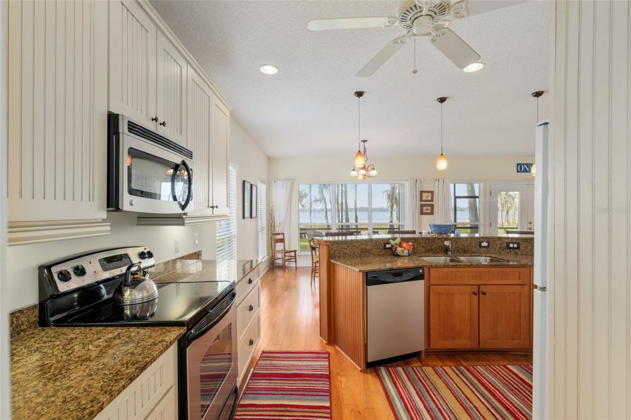 2499 SE 30th Street , Melrose, FL 32666 Photo