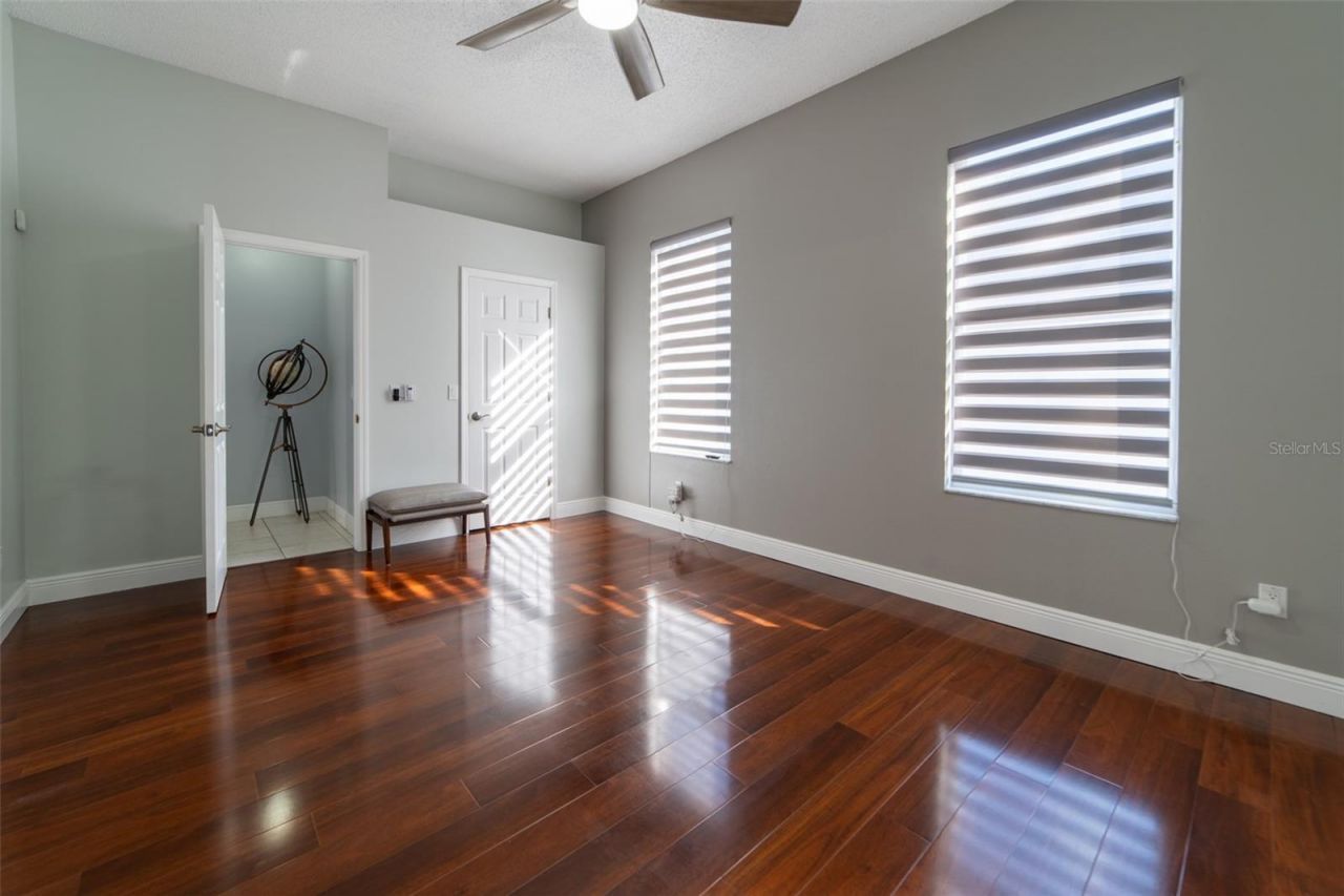 1352 Woodfield Oaks Drive, Apopka, FL 32703 Photo