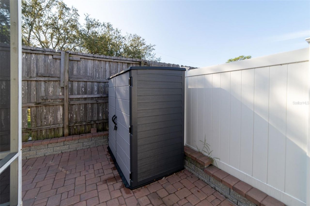 1352 Woodfield Oaks Drive, Apopka, FL 32703 Photo