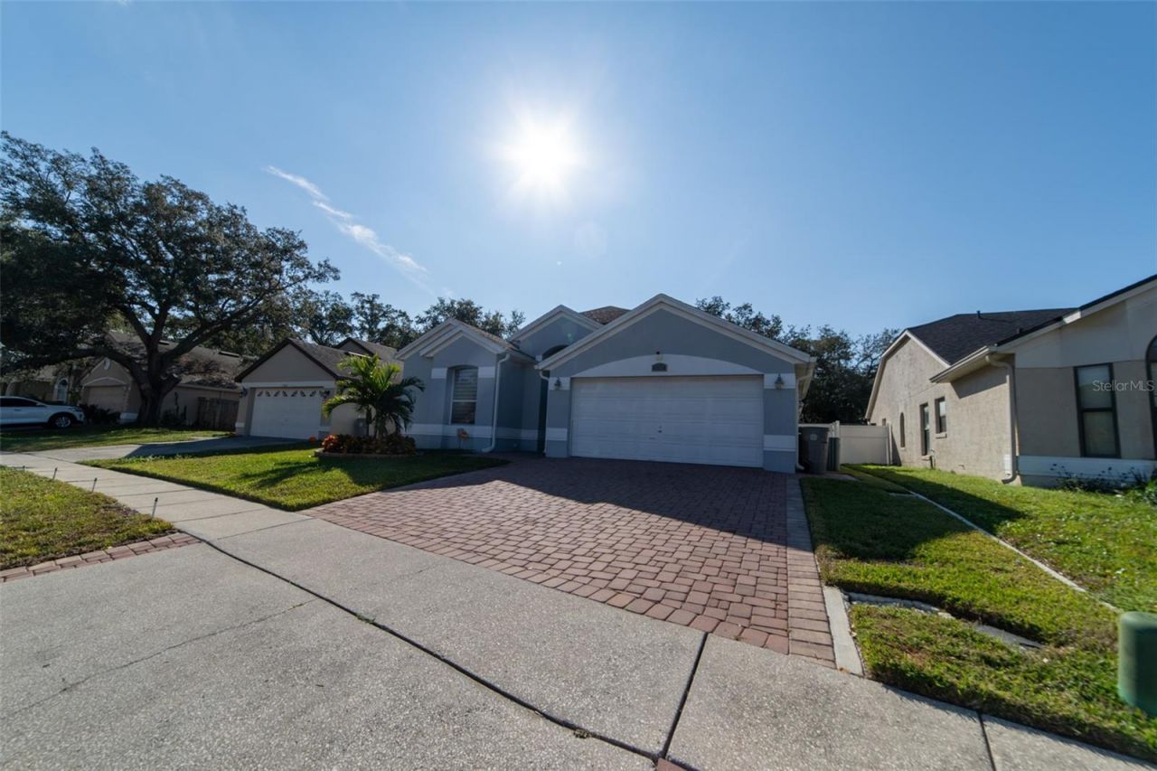 1352 Woodfield Oaks Drive, Apopka, FL 32703 Photo