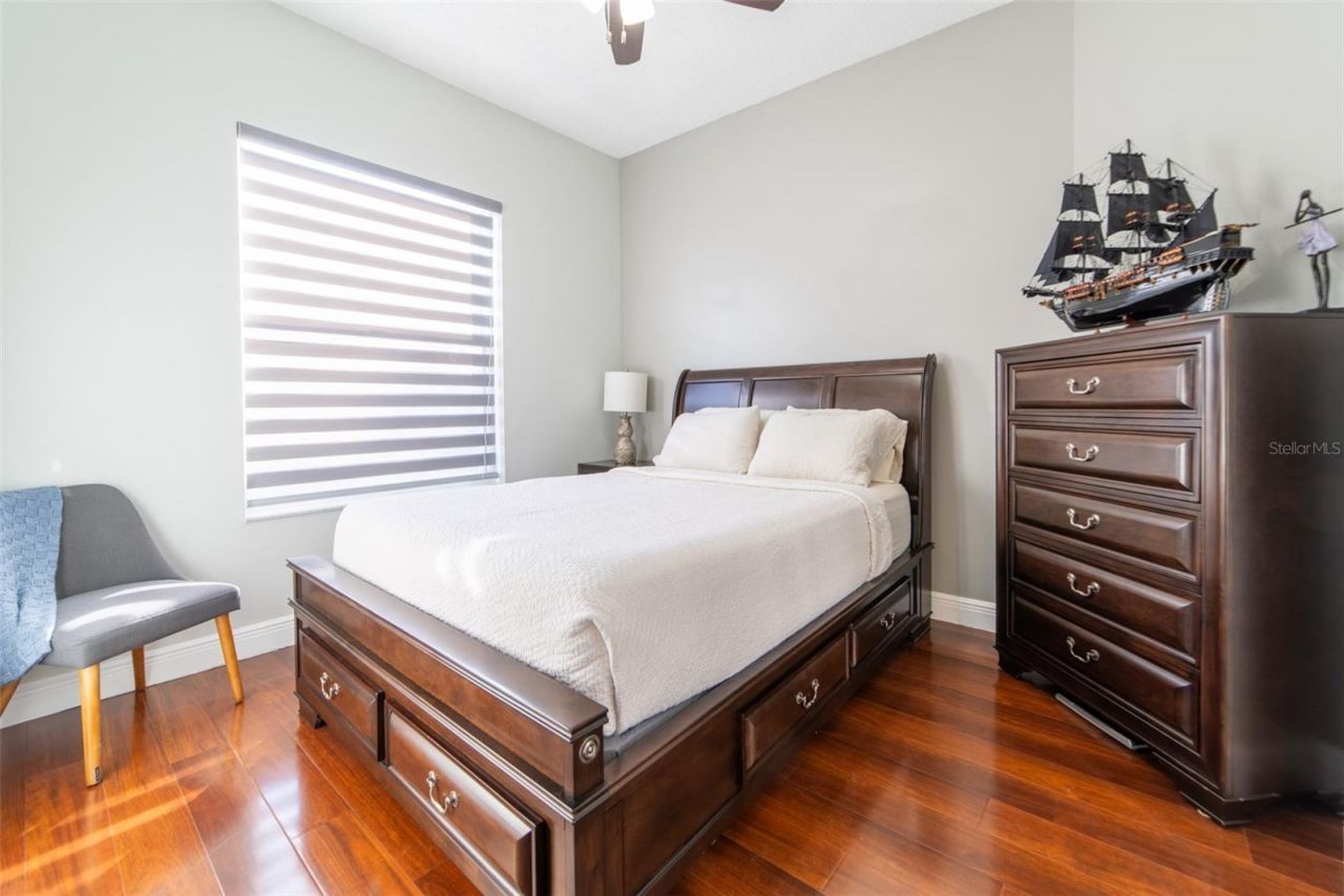 1352 Woodfield Oaks Drive, Apopka, FL 32703 Photo