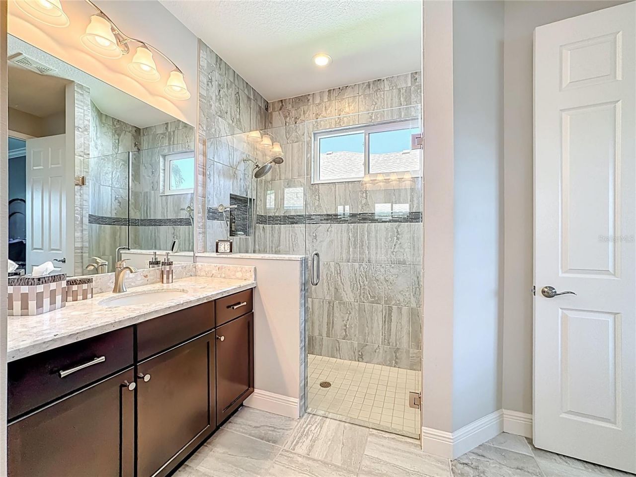 1025 Siberian Glen, Bradenton, FL 34212 Photo