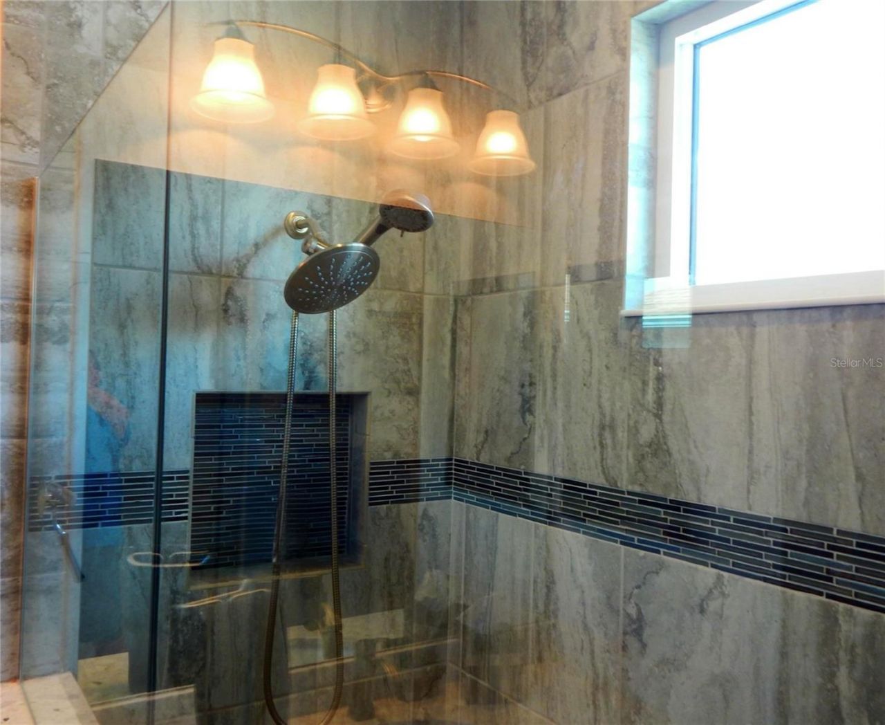 1025 Siberian Glen, Bradenton, FL 34212 Photo