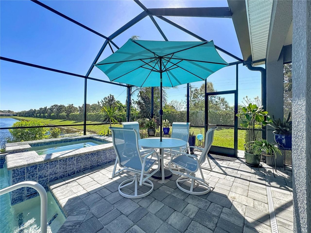 1025 Siberian Glen, Bradenton, FL 34212 Photo