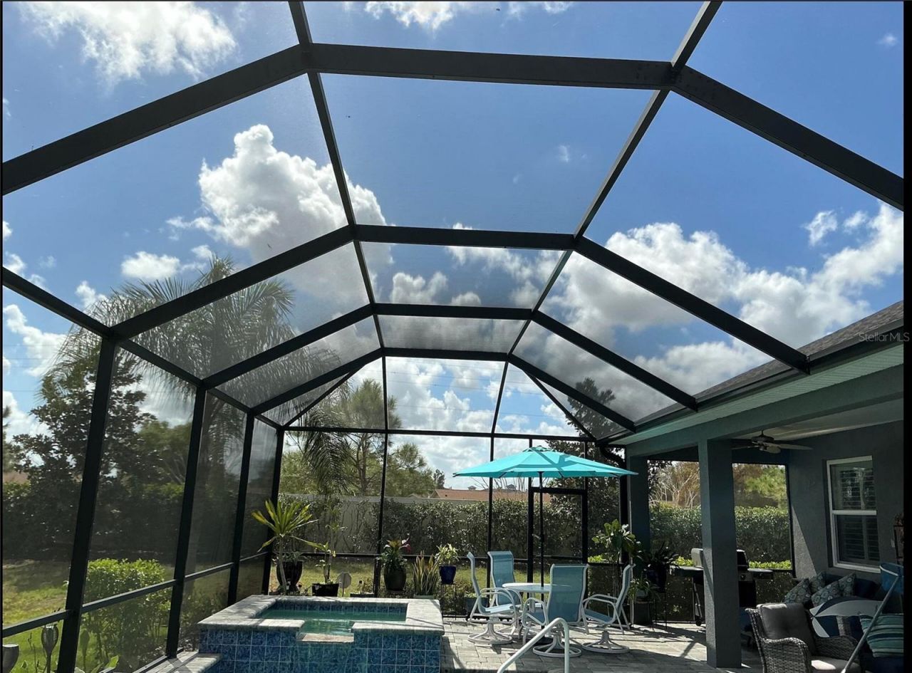 1025 Siberian Glen, Bradenton, FL 34212 Photo