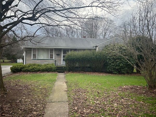 49 Haywood St, West Middlesex, PA 16159