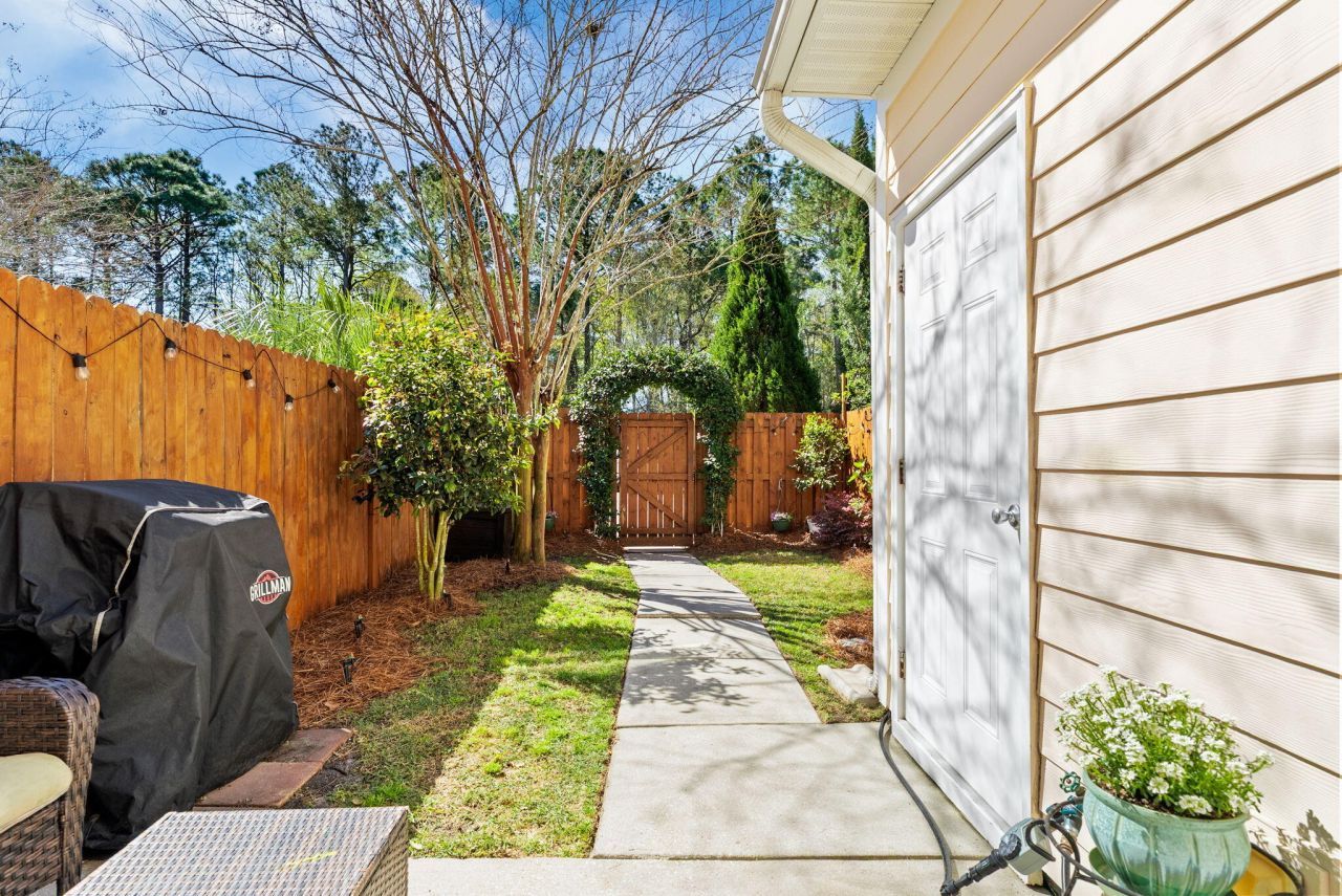 1841 Brittlebush Lane Photo 36