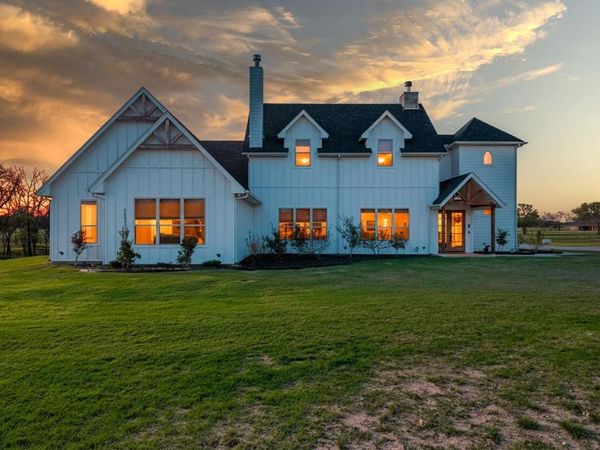 172 Rain Dance Trail, Decatur, TX 76234