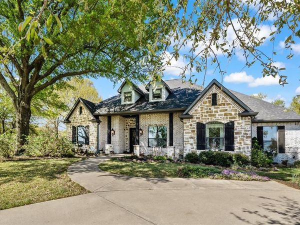 107 Nautical Point, Mabank, TX 75143