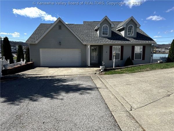2 Piney Way, Barboursville, WV 25504