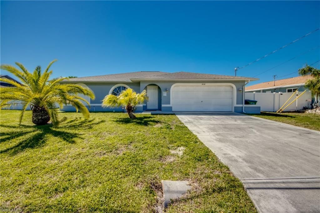 1438 SE 23rd St, Cape Coral, FL 33990 Main Photo