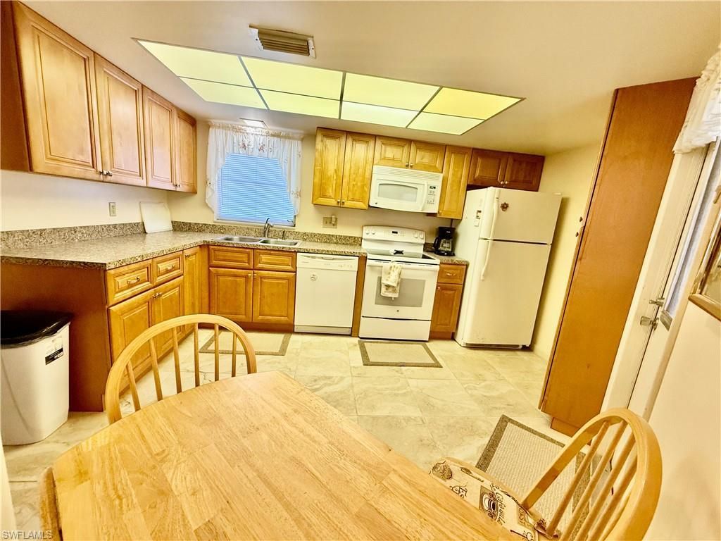 318 Joel Blvd , Lehigh Acres, FL 33936 Photo