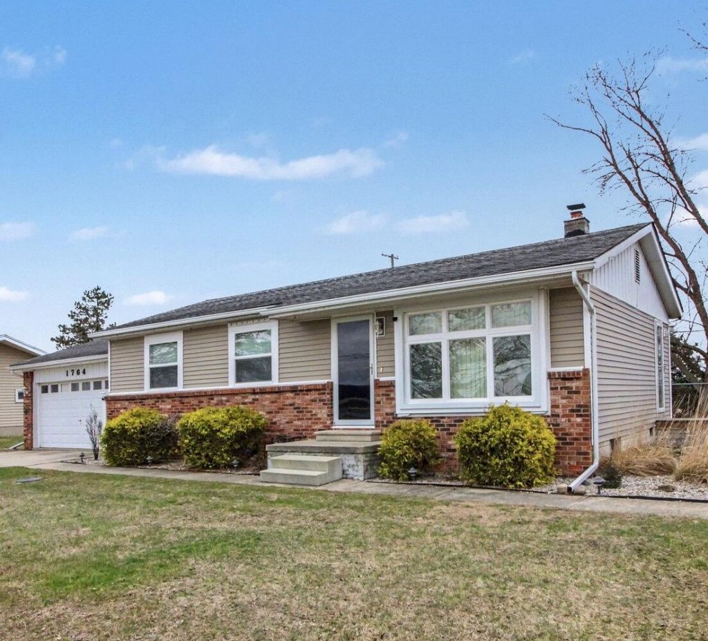 1764 Sheick Road, Monroe, MI 48162 Main Photo