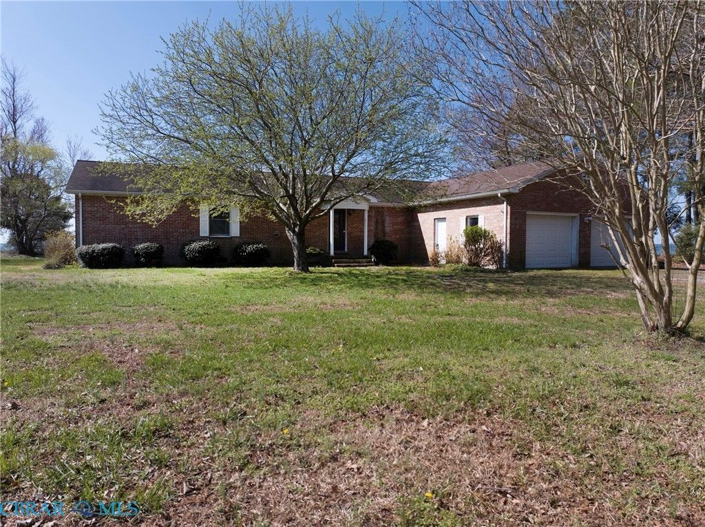 954 Bar Neck Road, Port Haywood, VA 23138 Main Photo