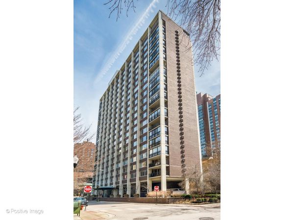1 E Schiller Street , Unit 3C, Chicago, IL 60610