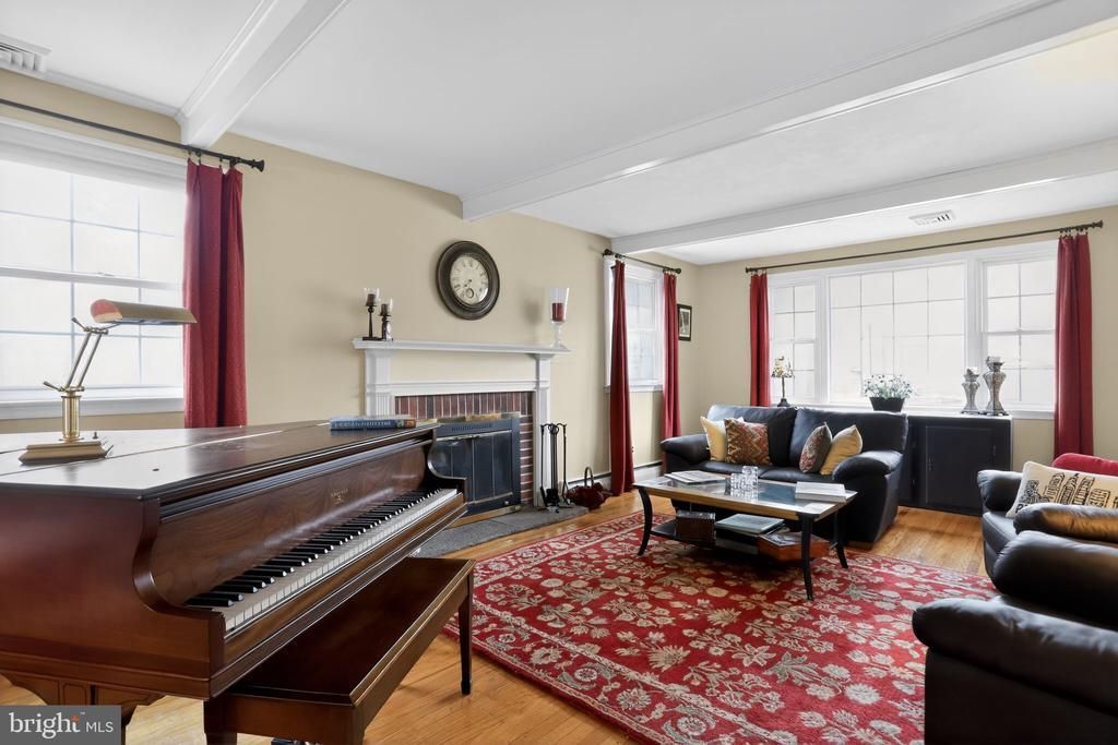 908 JUDIE LANE , AMBLER, PA 19002