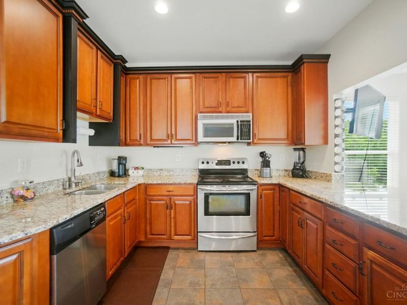 918 Mt Hope Avenue, Cincinnati, OH 45204 Photo 11