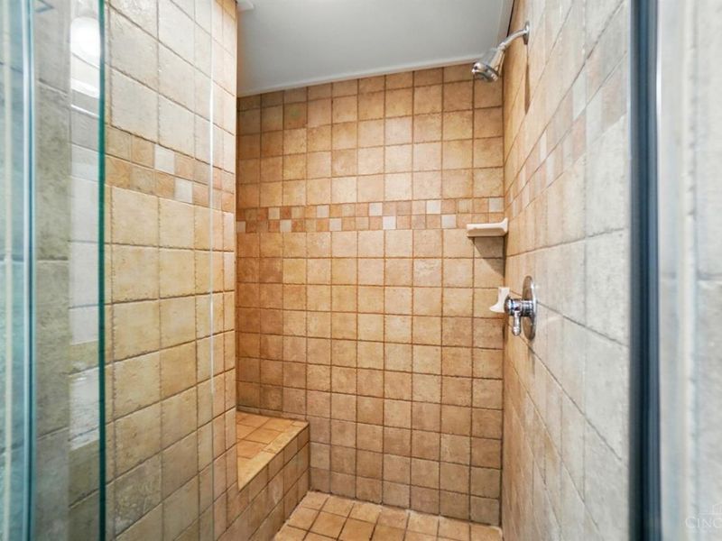 918 Mt Hope Avenue, Cincinnati, OH 45204 Photo 41