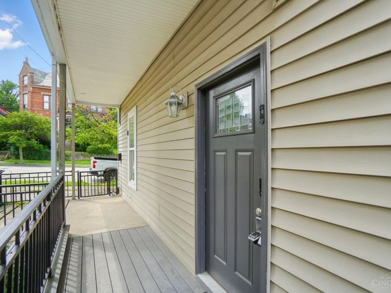 918 Mt Hope Avenue, Cincinnati, OH 45204 Photo 8
