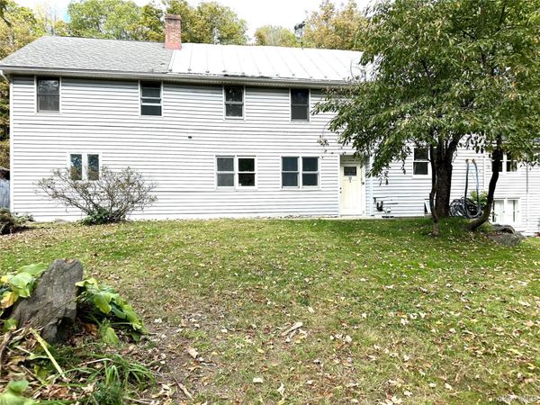 35 Old Route 199 , Red Hook, NY 12571