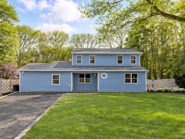 99 Ontario St , Port Jefferson Station, NY 11776