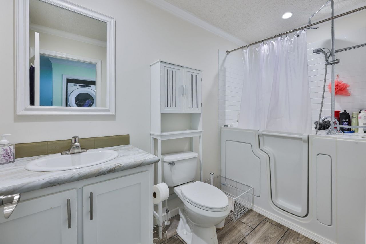 4036 Bubeck Dr. Photo 22