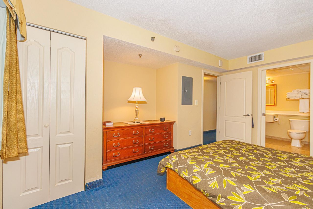 2504 N Ocean Blvd. Photo 17