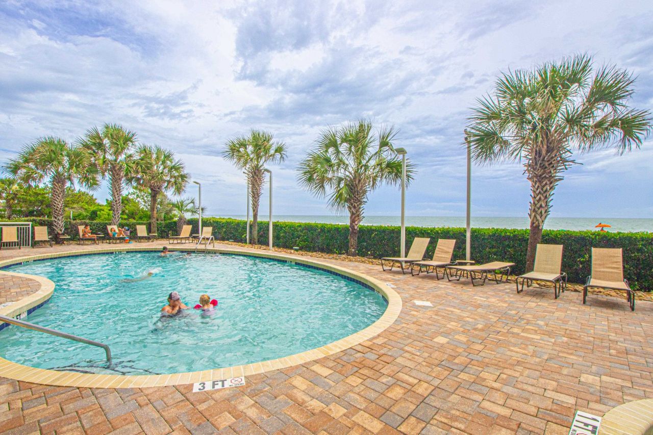 2504 N Ocean Blvd. Photo 23