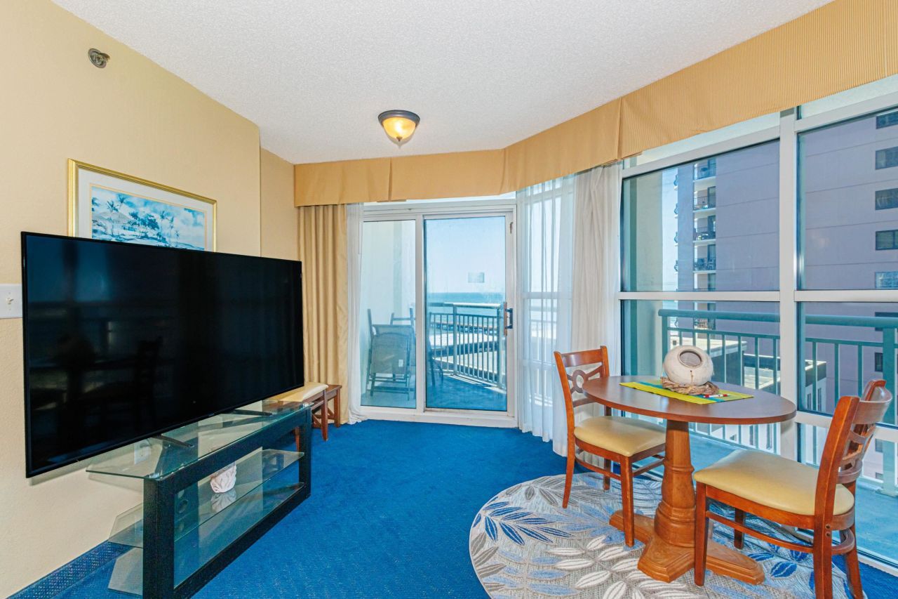 2504 N Ocean Blvd. Photo 7