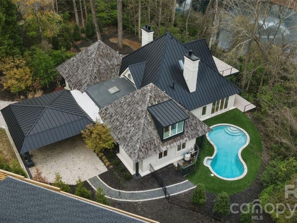 1417 S Wendover Road , Charlotte, NC 28211