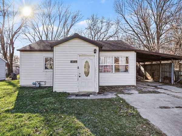 925 Forest Park Avenue, Watervliet, MI 49098