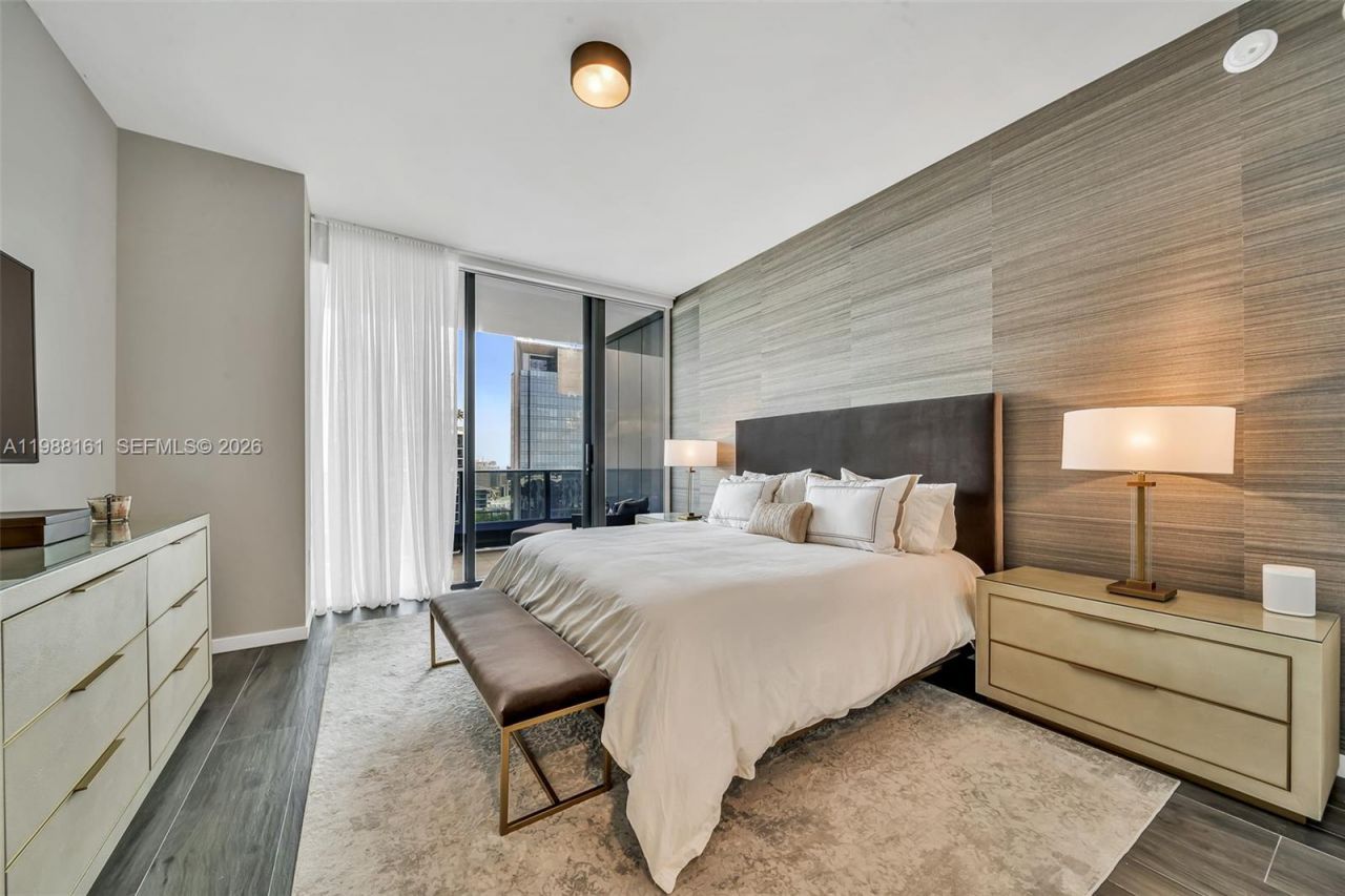 1000 Brickell Plz, Unit PH5807, Miami, FL 33131 Photo