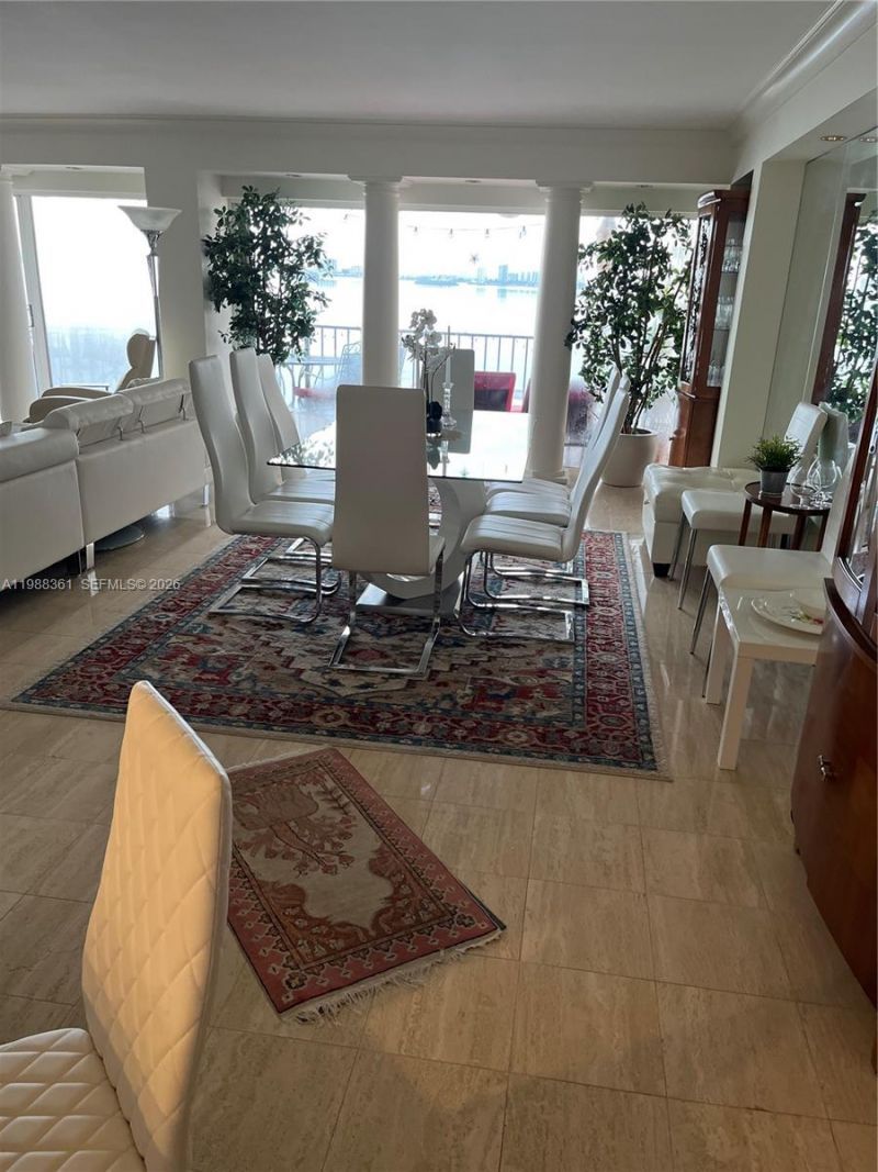 1800 NE 114th St , Unit 705, Miami, FL 33181 Photo