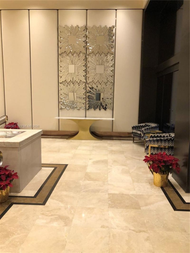 1800 NE 114th St, Unit 705, Miami, FL 33181 Photo