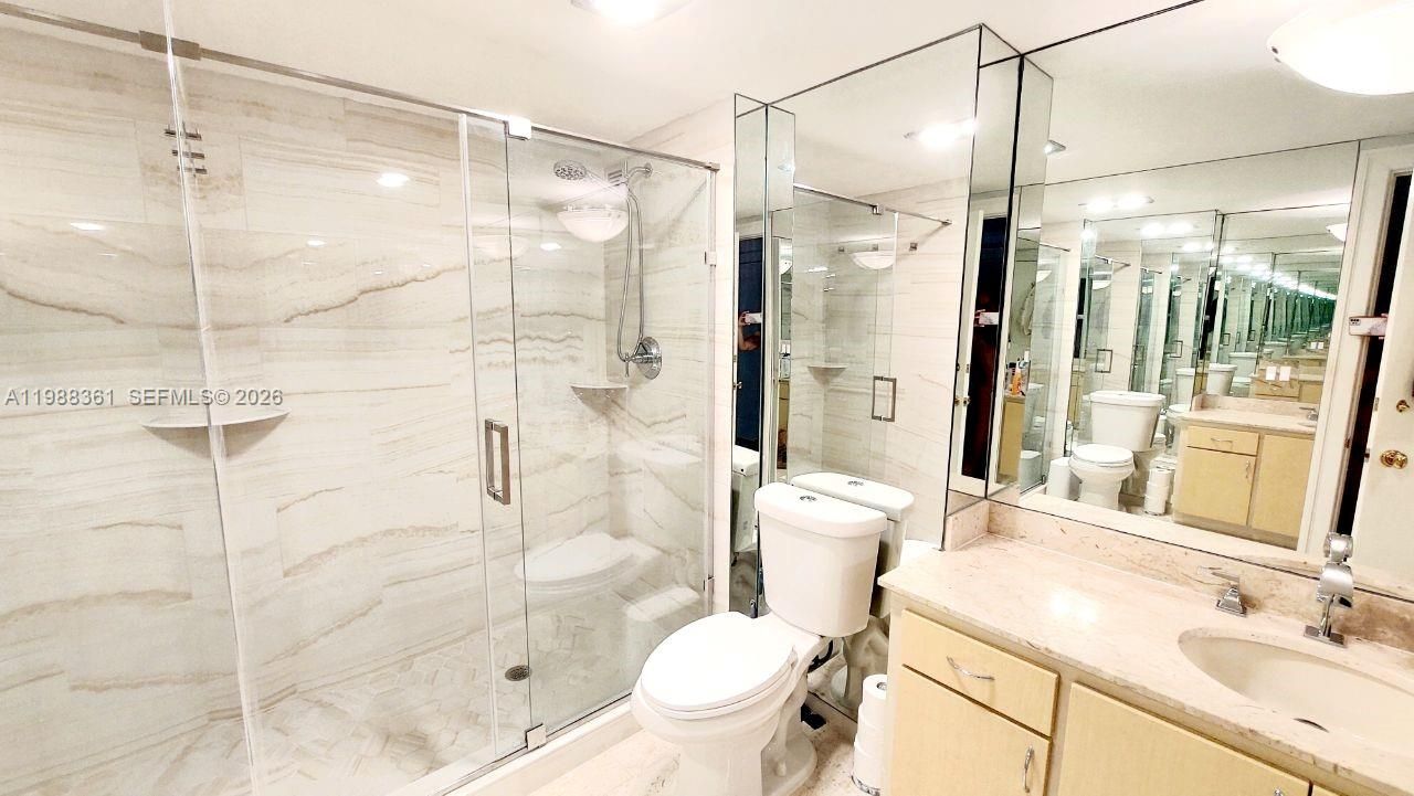 1800 NE 114th St, Unit 705, Miami, FL 33181 Photo