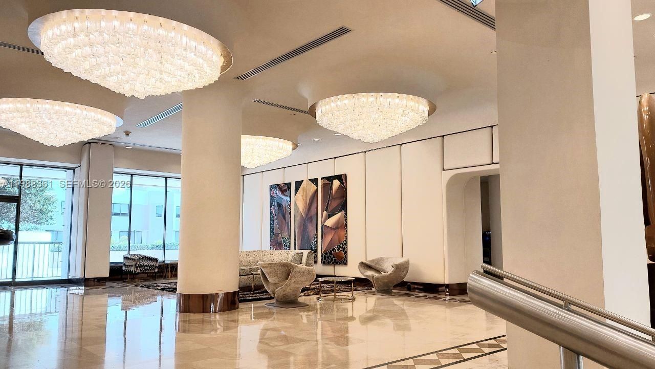 1800 NE 114th St, Unit 705, Miami, FL 33181 Photo