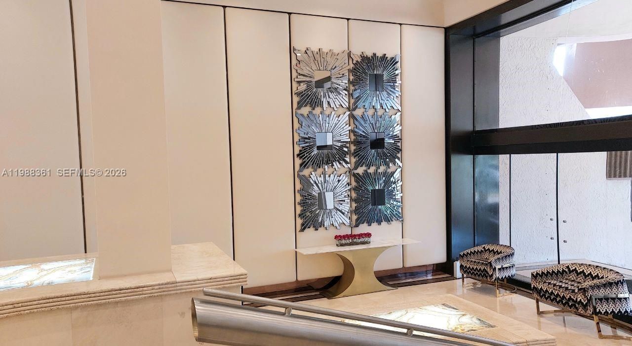 1800 NE 114th St, Unit 705, Miami, FL 33181 Photo