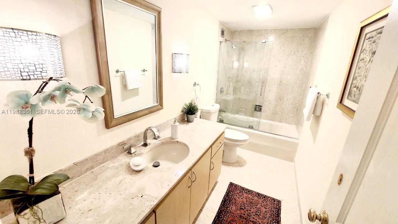 1800 NE 114th St, Unit 705, Miami, FL 33181 Photo