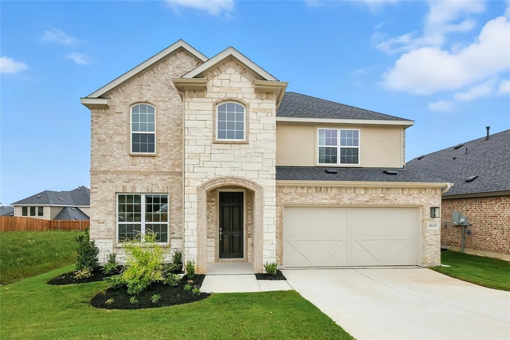 5012 Hitching Post Drive, Fort Worth, TX 76036 Main Photo