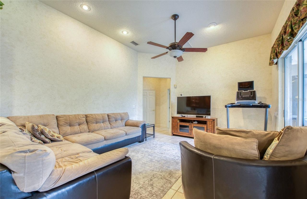 8736 54th Avenue E, Bradenton, FL 34211 Photo