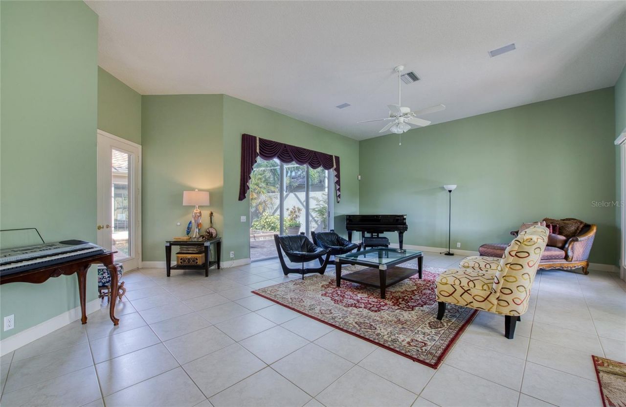 8736 54th Avenue E, Bradenton, FL 34211 Photo