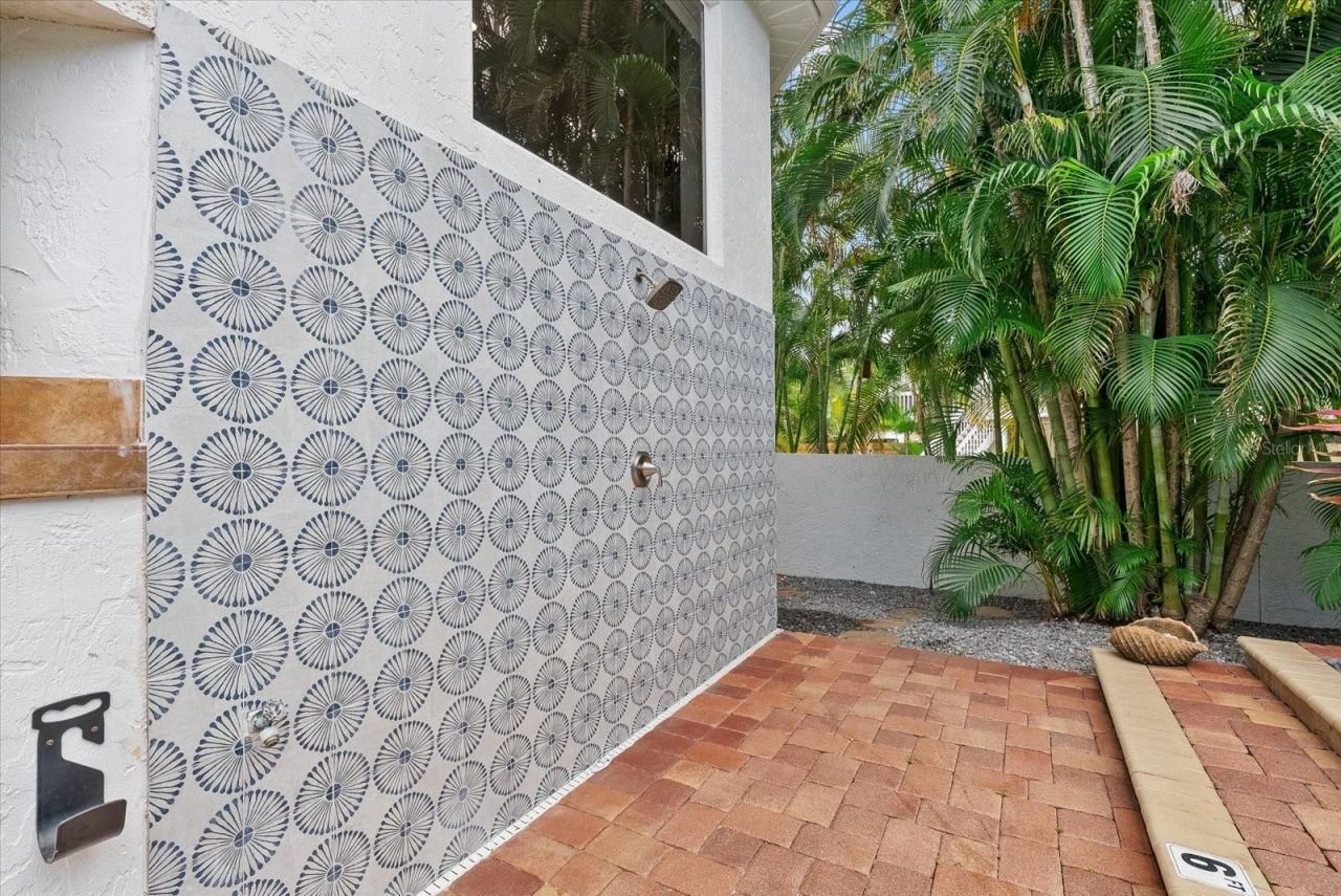 3508 La Paloma Avenue, Sarasota, FL 34242 Photo