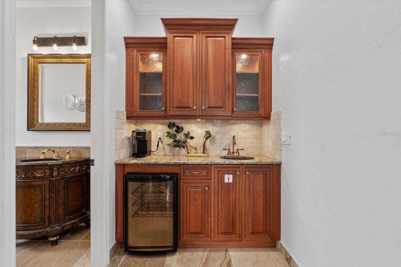 3508 La Paloma Avenue, Sarasota, FL 34242 Photo