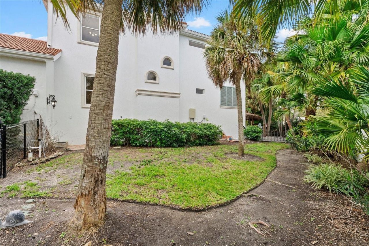 3508 La Paloma Avenue, Sarasota, FL 34242 Photo