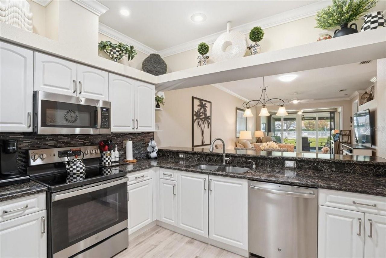 6911 Stoneywalk Court, Bradenton, FL 34203 Photo