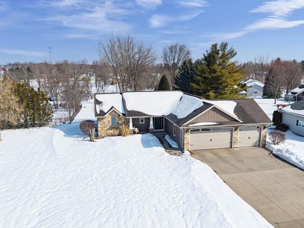 W6860 SUNNYVALE LANE, Greenville, WI 54942